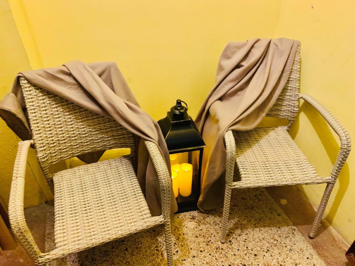 Free Garage Parking, Ac And Bikes In The Downtown Apartment Budapest Ngoại thất bức ảnh