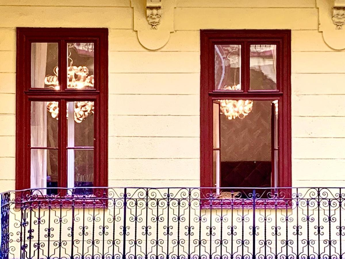 Free Garage Parking, Ac And Bikes In The Downtown Apartment Budapest Ngoại thất bức ảnh